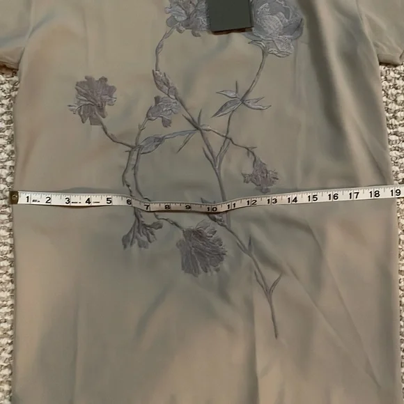 NWT All Saints Nathalia Embroidered Tee Size 2 - Picture 10 of 10